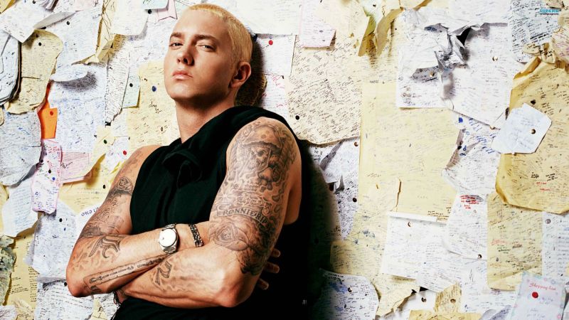 Fichier:Eminem background.jpg